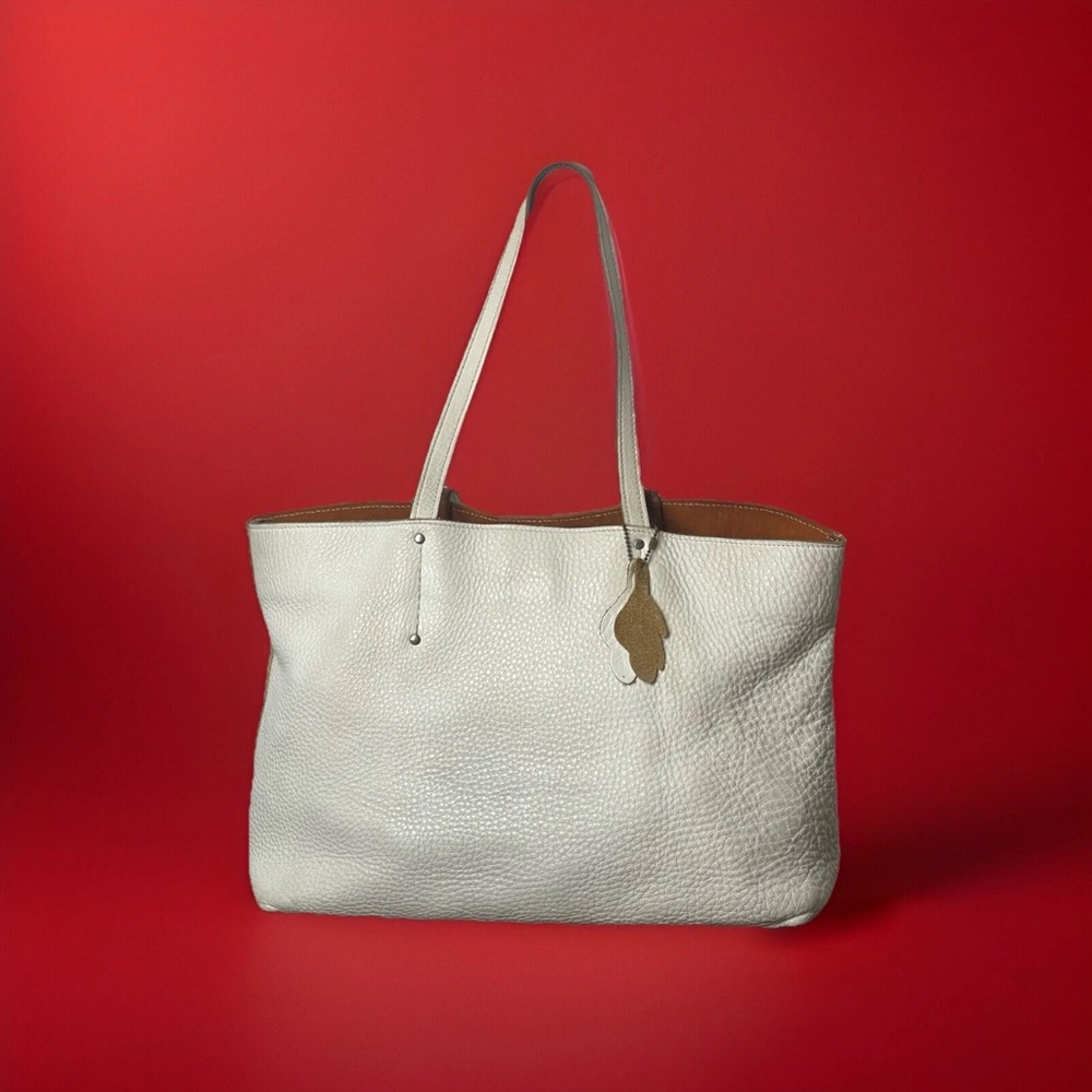ROOTS Pebbled Leather Tote  - 14 x 12 x 5